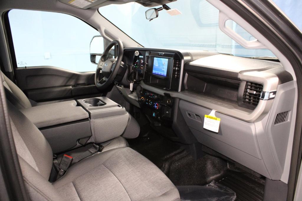new 2025 Ford F-250 car, priced at $69,305