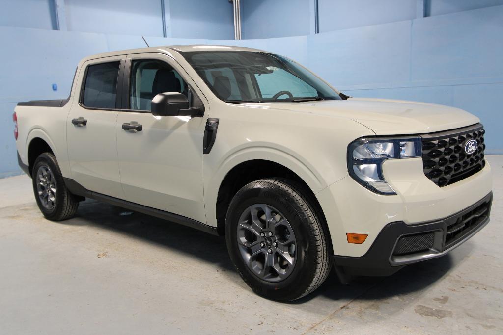new 2025 Ford Maverick car, priced at $31,679