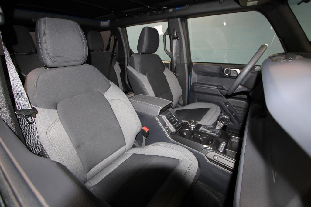 new 2025 Ford Bronco car, priced at $40,008