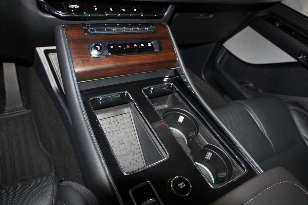 used 2025 Lincoln Aviator car, priced at $74,991
