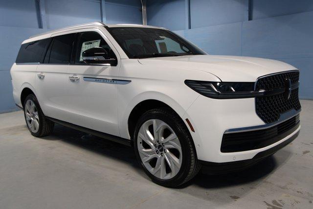 new 2025 Lincoln Navigator L car, priced at $109,250