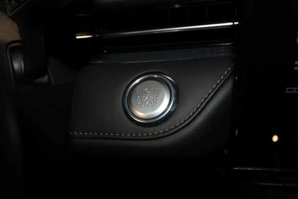 used 2024 Lincoln Nautilus car, priced at $52,991
