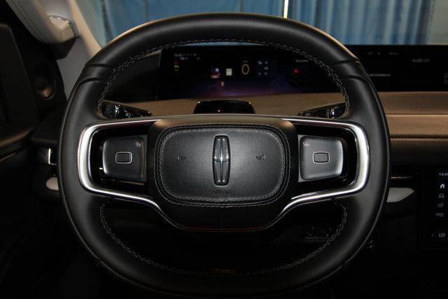 new 2025 Lincoln Navigator L car, priced at $109,575
