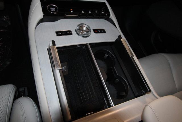 new 2025 Lincoln Navigator L car, priced at $105,930