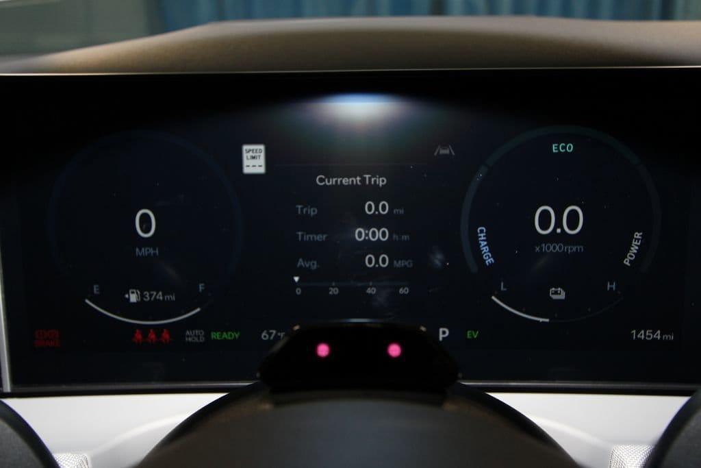 used 2025 Hyundai TUCSON Hybrid car, priced at $40,991