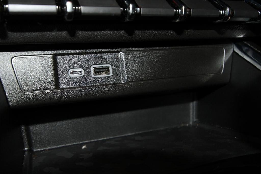 used 2024 GMC Canyon car, priced at $38,991