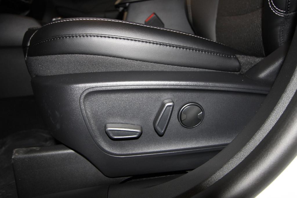 new 2025 Ford Escape car, priced at $37,290