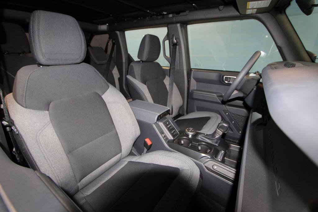 new 2025 Ford Bronco car, priced at $39,646