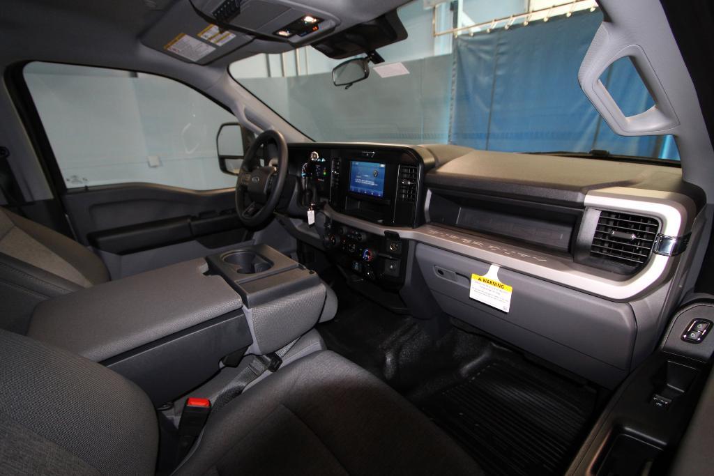 new 2025 Ford F-250 car, priced at $56,640