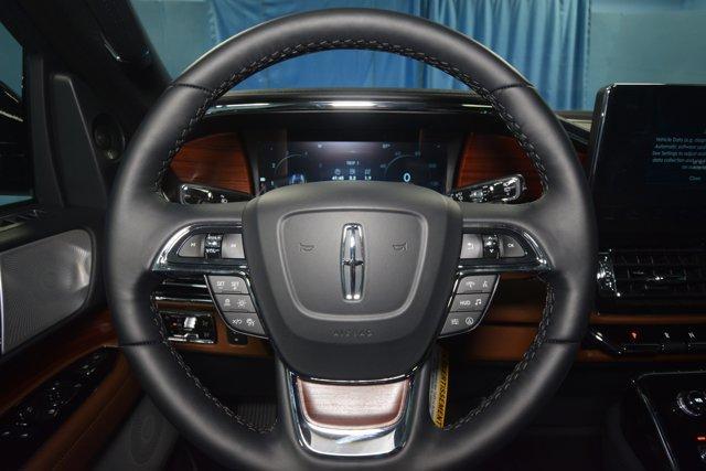 new 2024 Lincoln Navigator L car, priced at $99,373