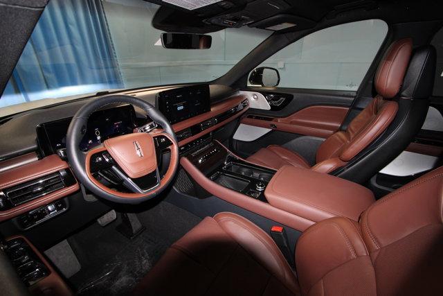 new 2025 Lincoln Aviator car, priced at $72,234
