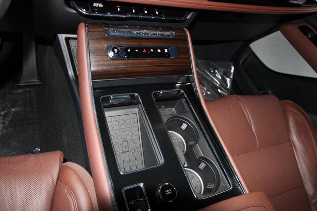 new 2025 Lincoln Aviator car, priced at $72,234