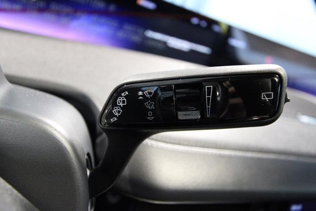 new 2025 Lincoln Navigator car, priced at $105,805