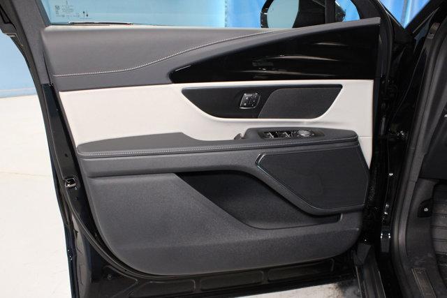 new 2025 Lincoln Nautilus car, priced at $50,985