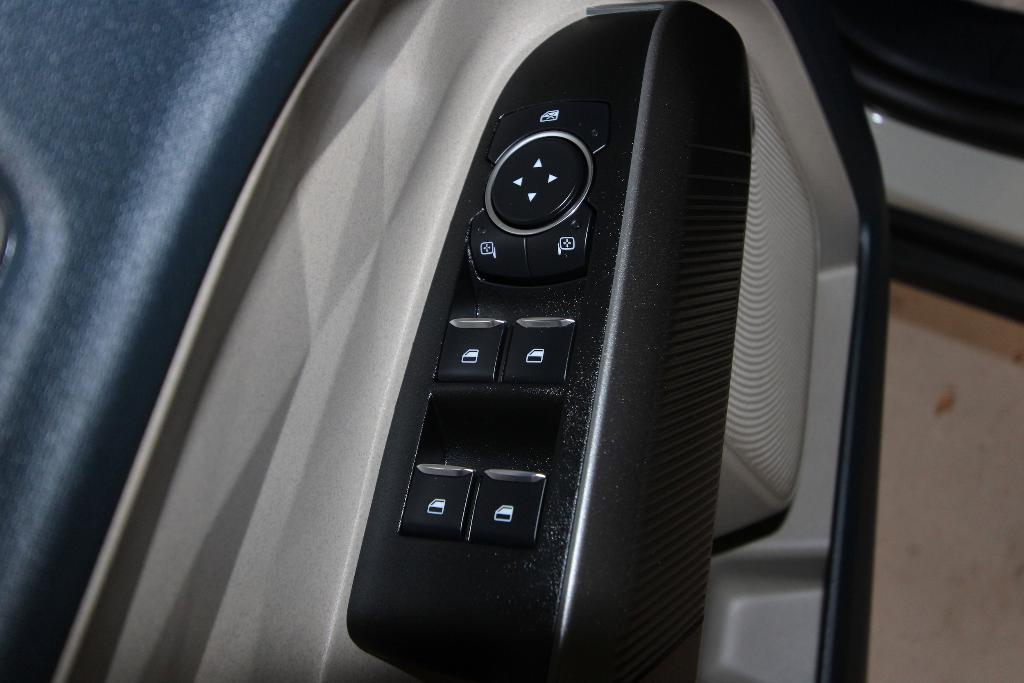 new 2025 Ford Maverick car, priced at $39,560
