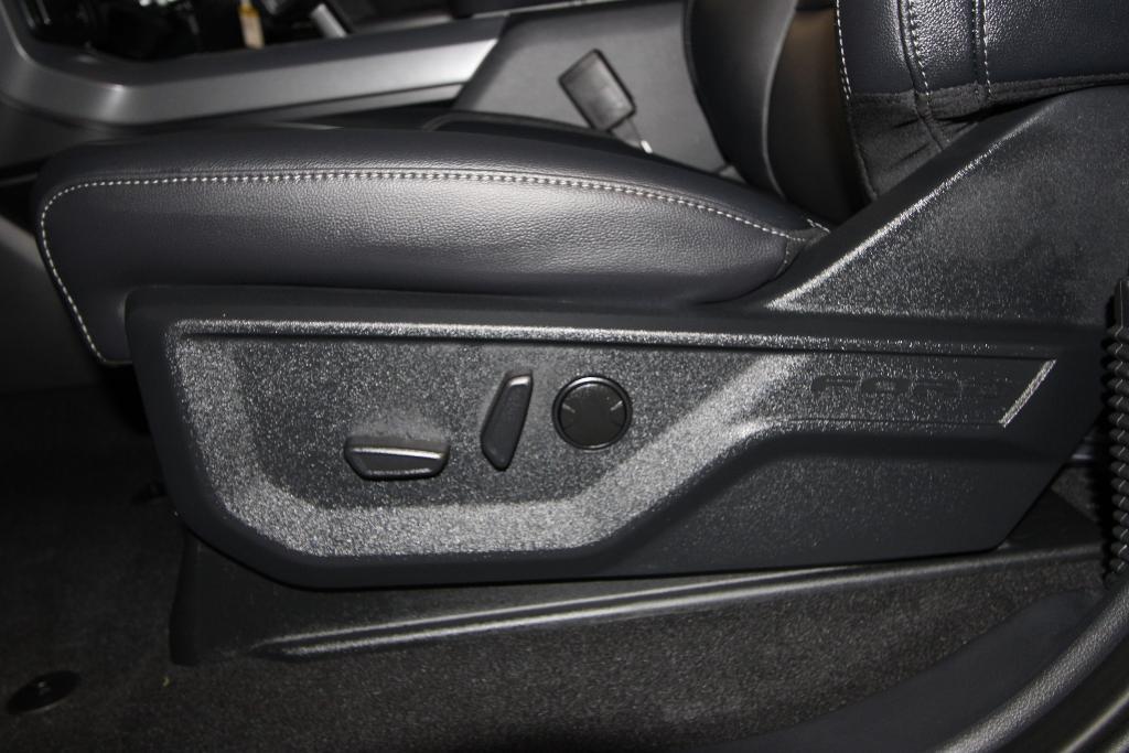 new 2025 Ford F-150 car, priced at $62,256