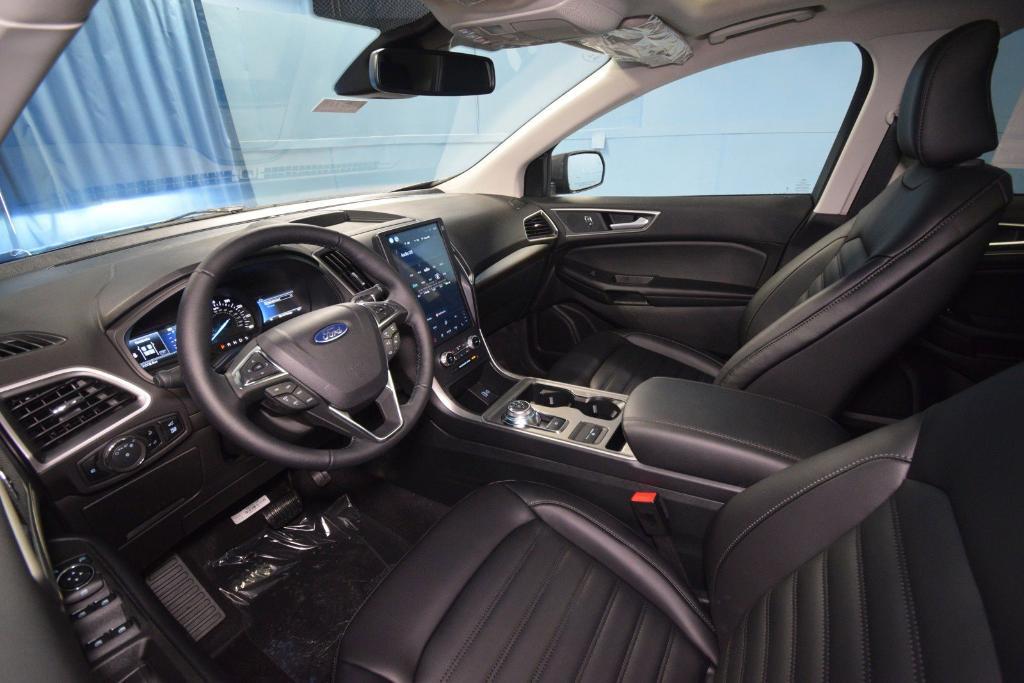 new 2024 Ford Edge car, priced at $42,736