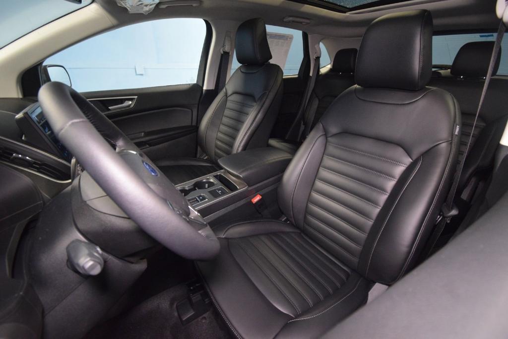 new 2024 Ford Edge car, priced at $42,736