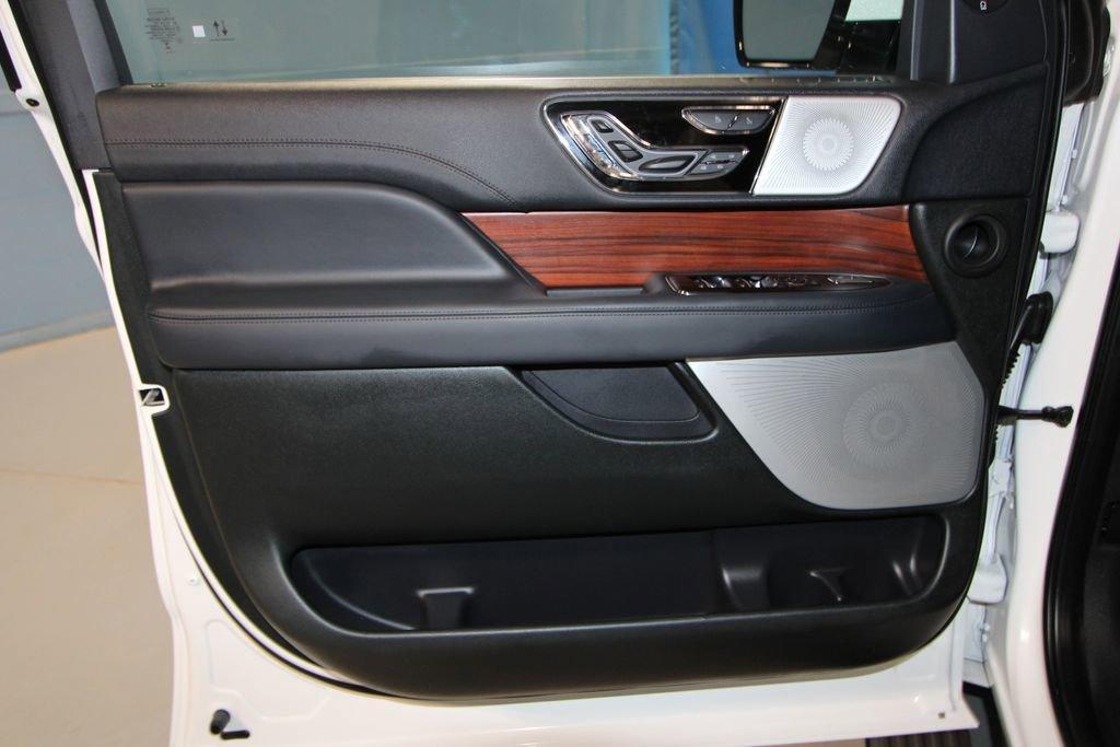 used 2024 Lincoln Navigator car, priced at $83,991