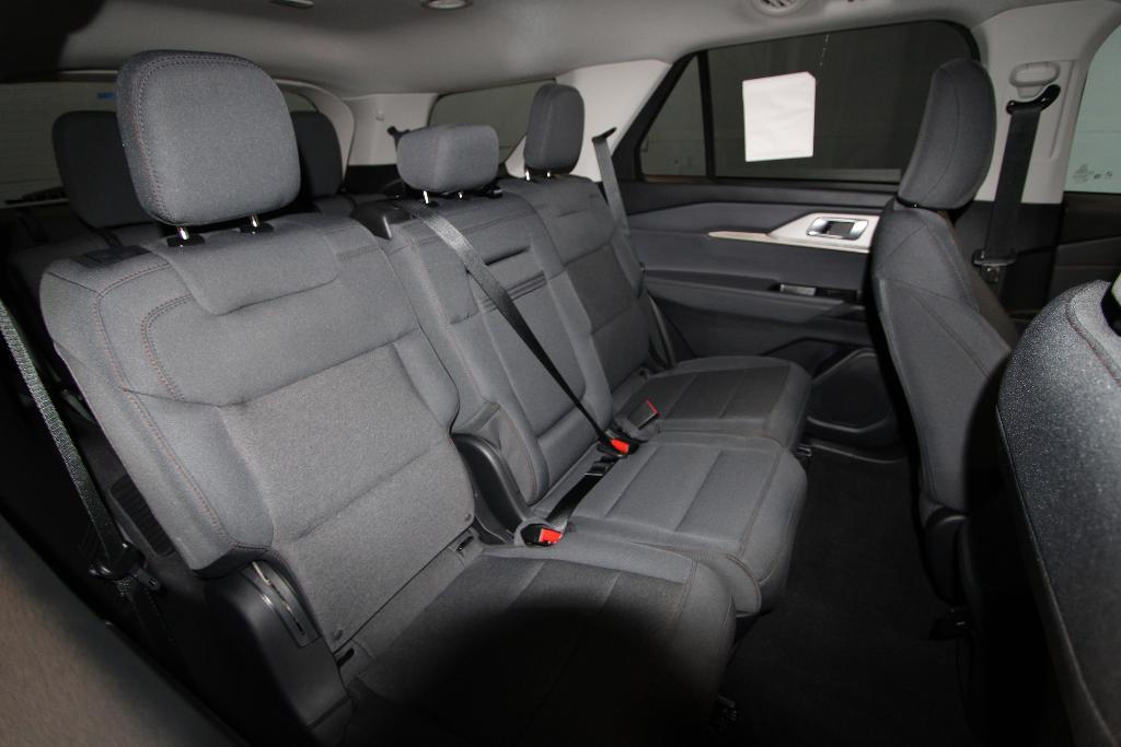 new 2025 Ford Explorer car, priced at $41,594
