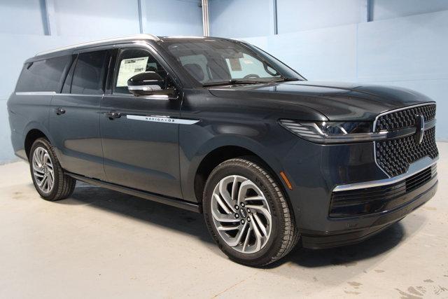 new 2025 Lincoln Navigator L car, priced at $104,930