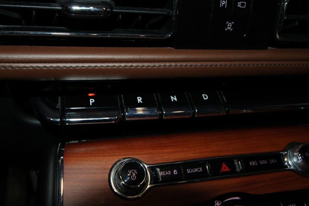 used 2020 Lincoln Aviator car, priced at $35,991