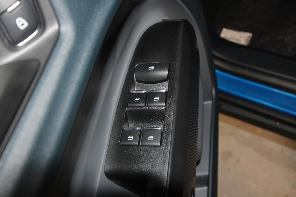 new 2025 Ford Maverick car, priced at $27,539