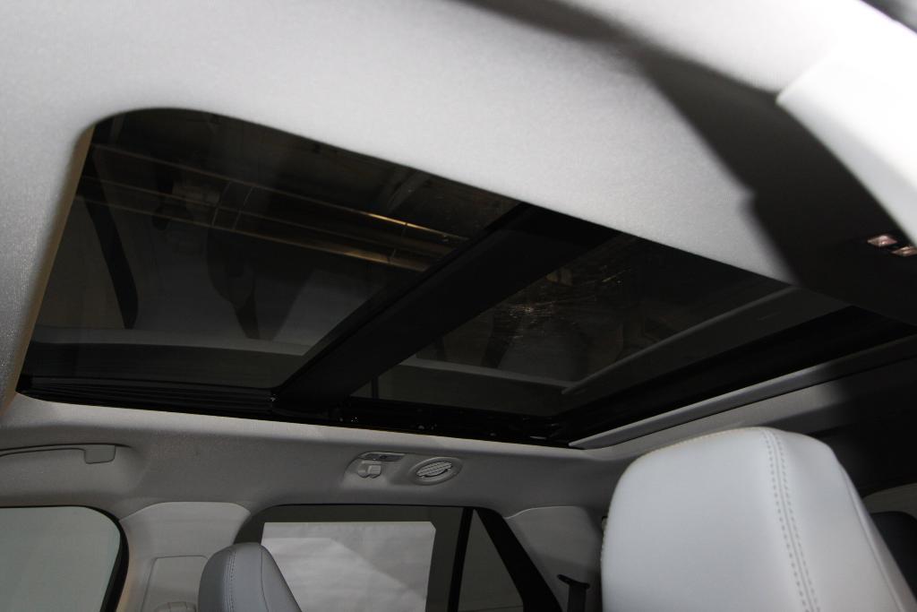 new 2025 Ford Explorer car, priced at $59,552