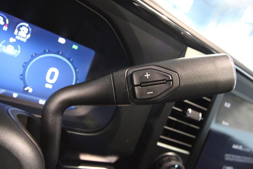 new 2025 Ford F-350 car, priced at $91,470