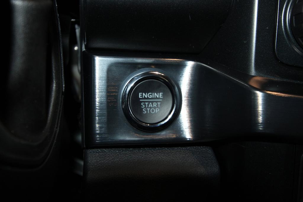 new 2025 Ford F-350 car, priced at $91,470