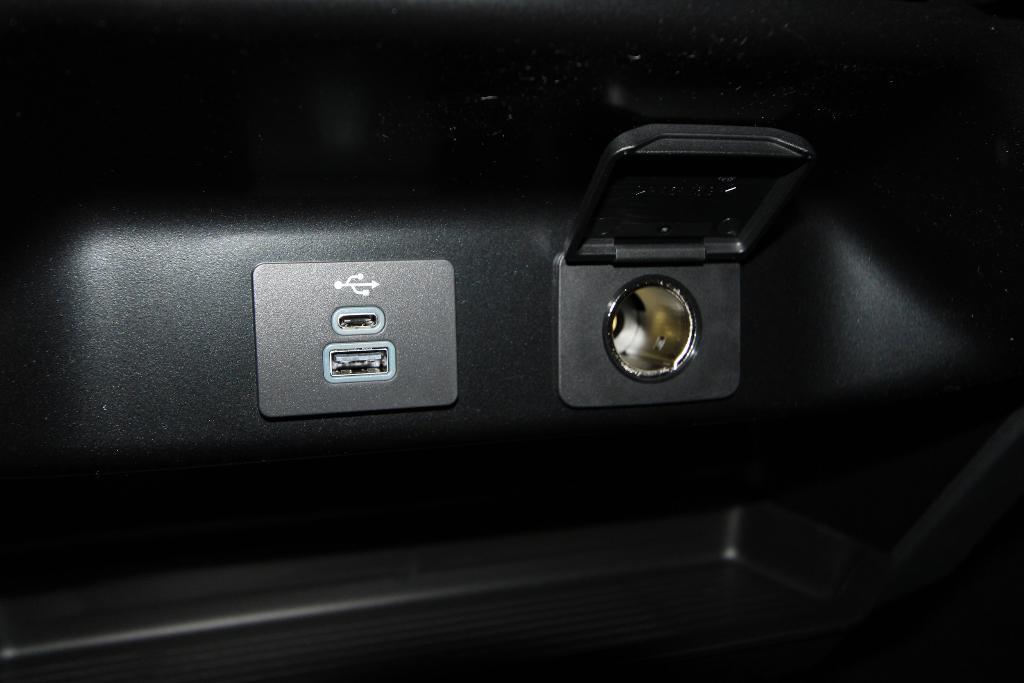 new 2025 Ford F-250 car, priced at $59,390