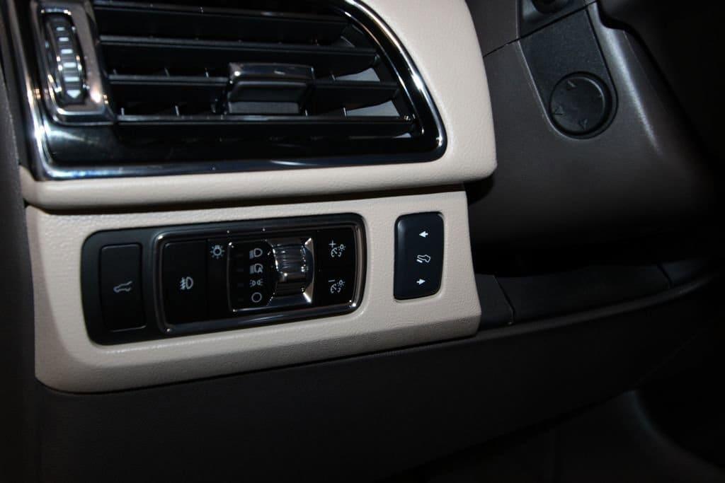 used 2024 Lincoln Navigator L car, priced at $82,991
