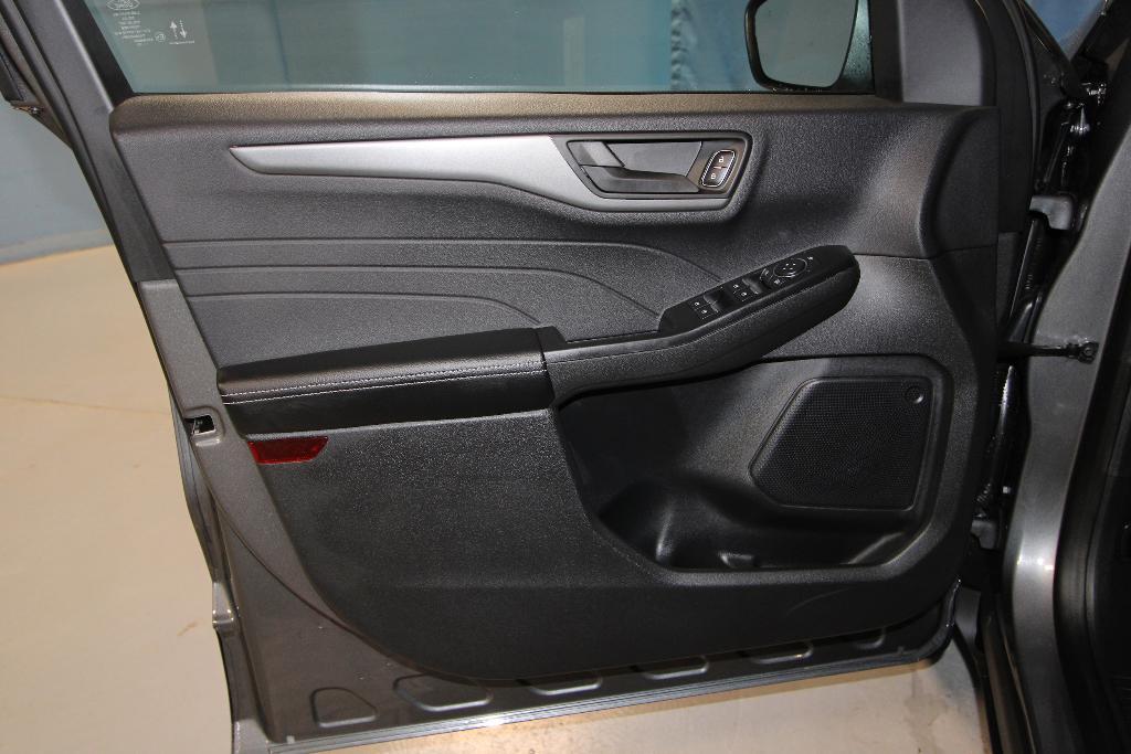 new 2025 Ford Escape car, priced at $31,886