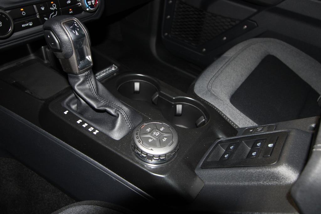 new 2025 Ford Bronco car, priced at $46,277