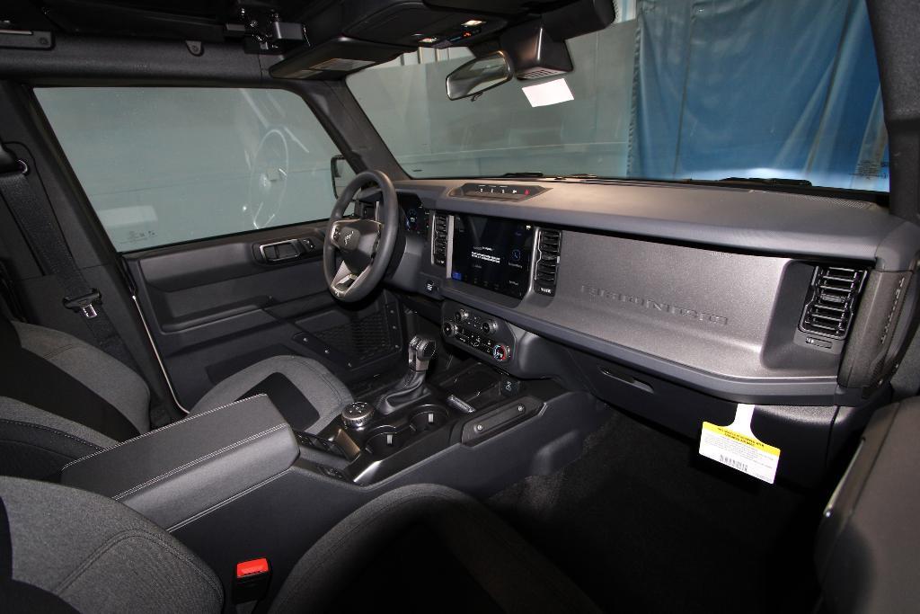 new 2025 Ford Bronco car, priced at $46,277