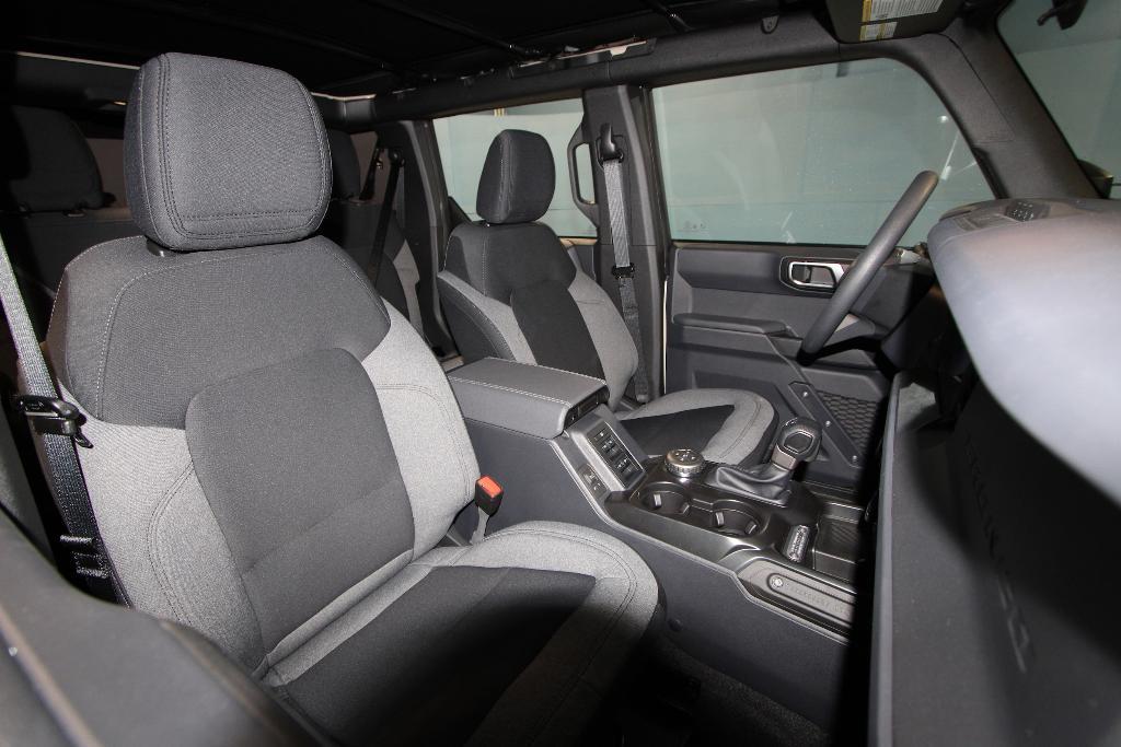 new 2025 Ford Bronco car, priced at $46,277