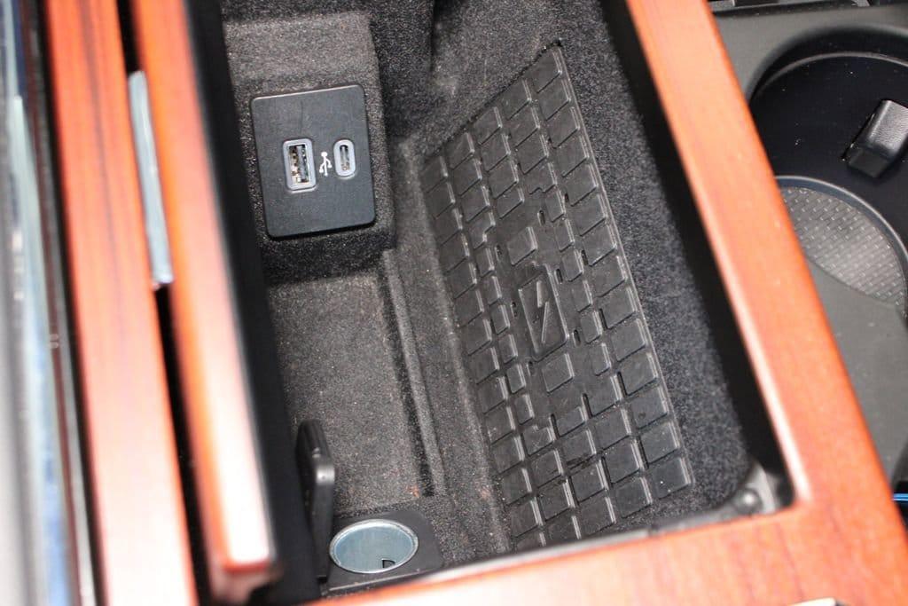 used 2024 Lincoln Navigator L car, priced at $91,991
