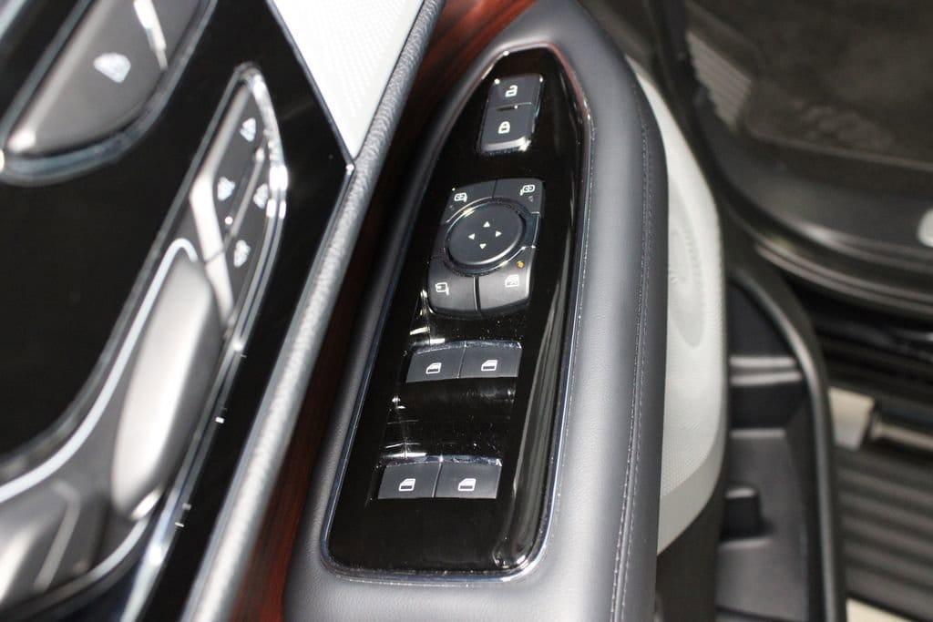 used 2024 Lincoln Navigator L car, priced at $91,991