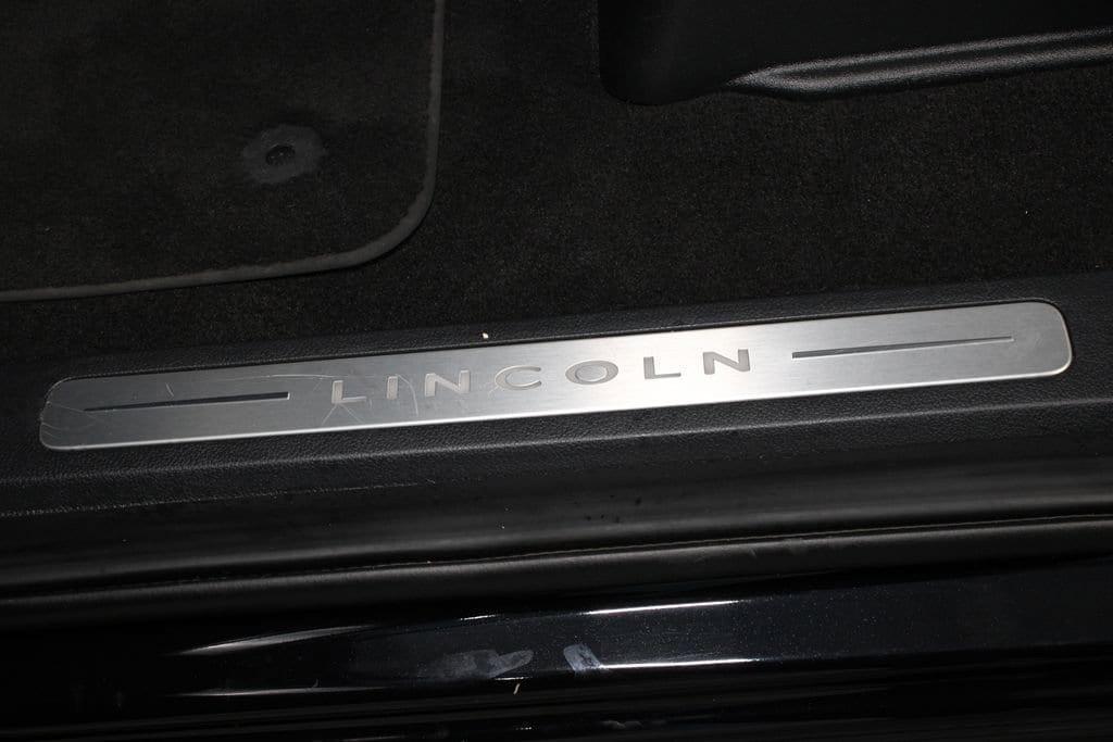 used 2024 Lincoln Navigator L car, priced at $91,991