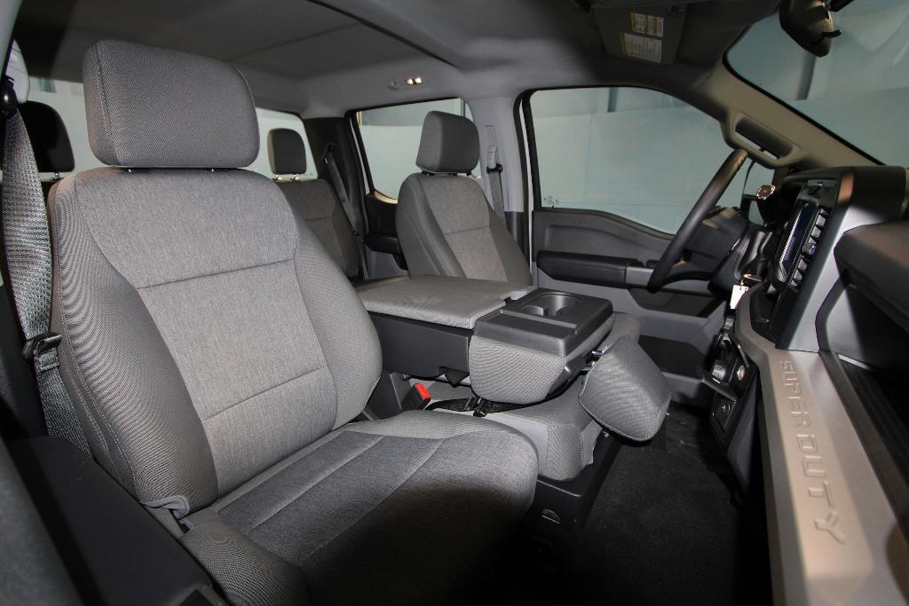 new 2025 Ford F-250 car, priced at $59,390