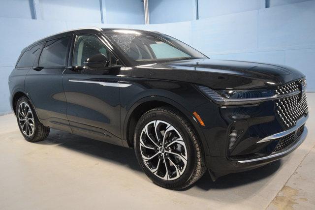 new 2025 Lincoln Nautilus car, priced at $62,605