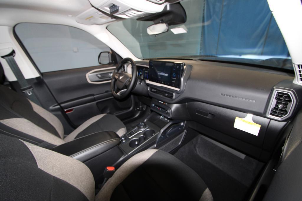 new 2025 Ford Bronco Sport car, priced at $33,948