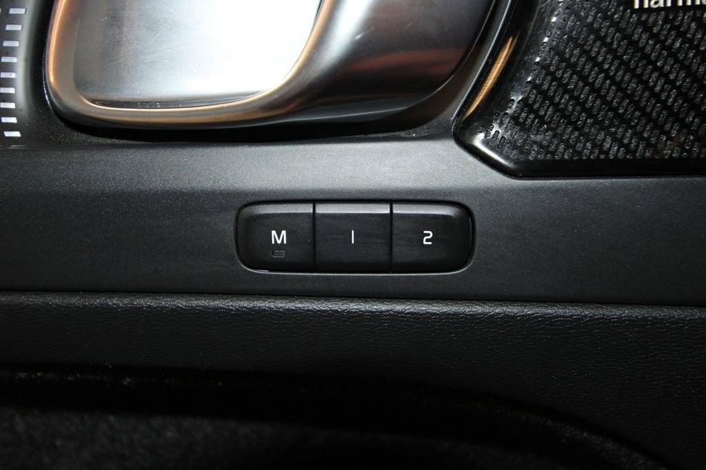 used 2022 Volvo XC40 car, priced at $32,991