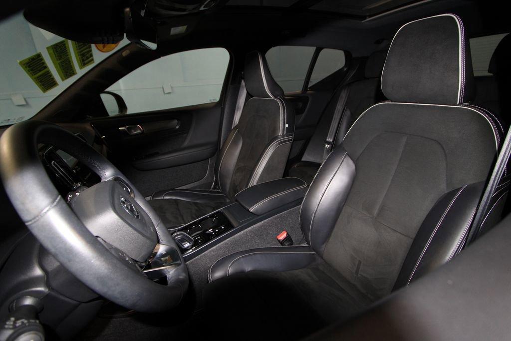 used 2022 Volvo XC40 car, priced at $32,991