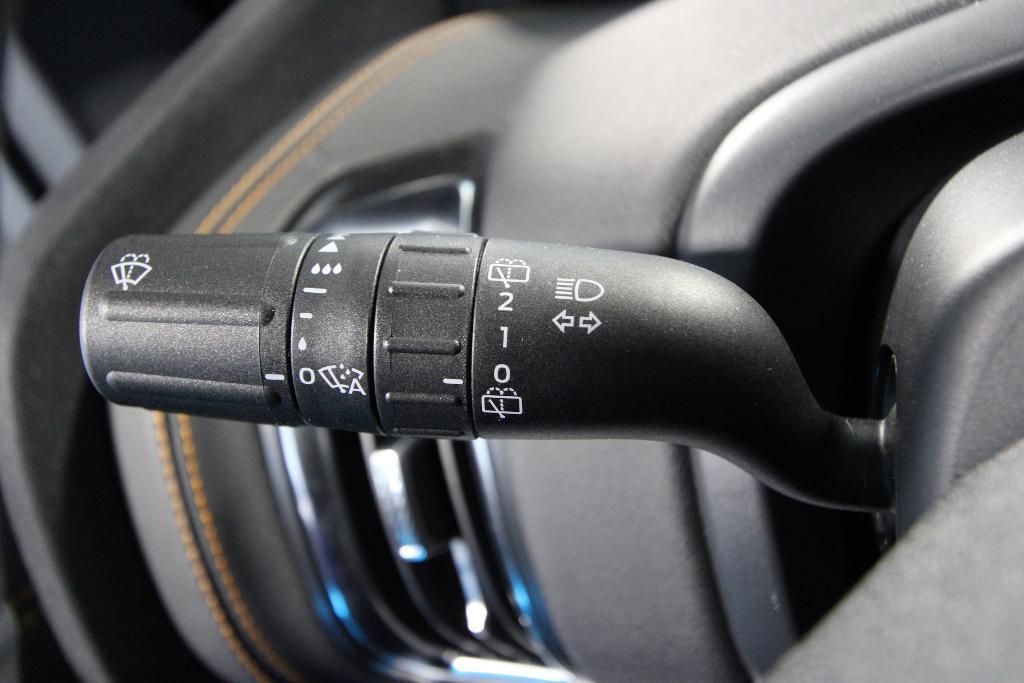 new 2025 Ford Expedition car, priced at $80,817