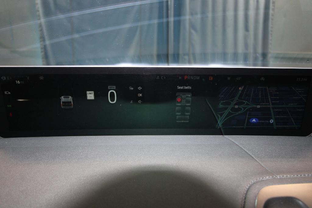 new 2025 Ford Expedition car, priced at $80,817