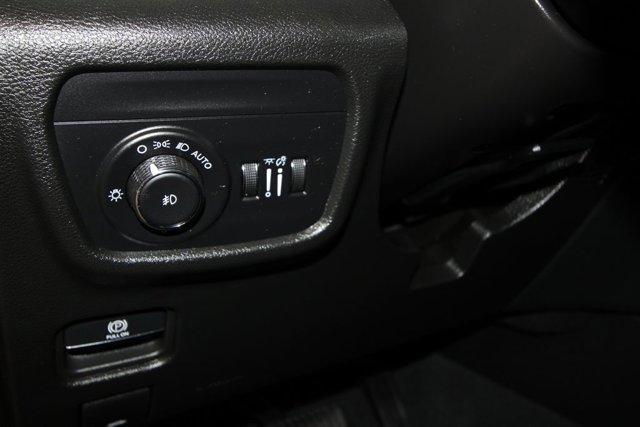 used 2025 Jeep Grand Cherokee L car, priced at $52,991