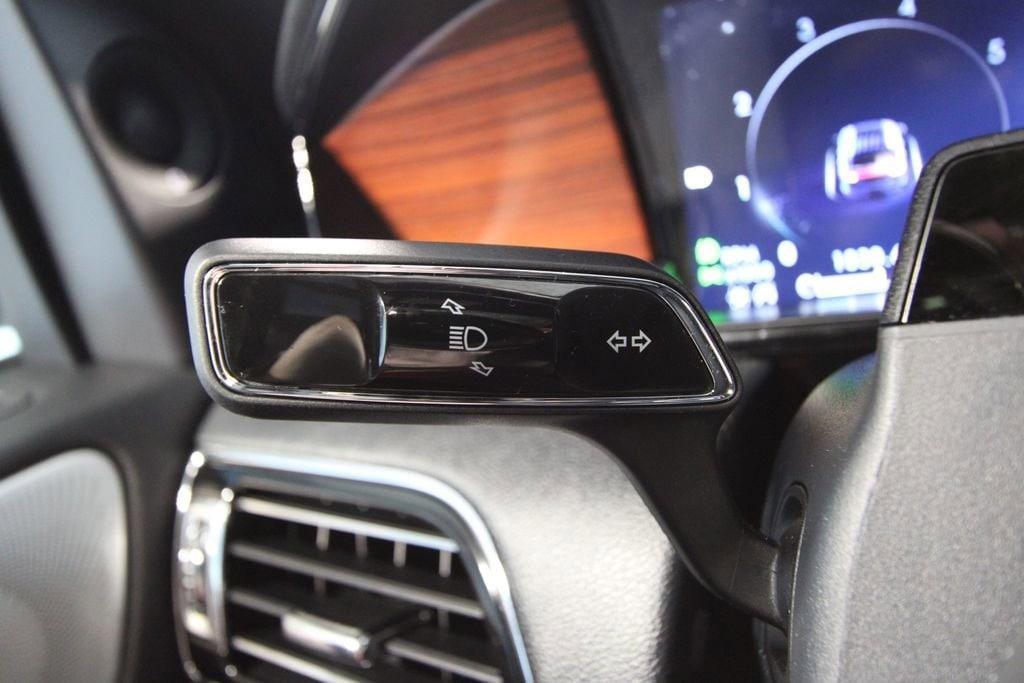 used 2024 Lincoln Navigator car, priced at $89,991