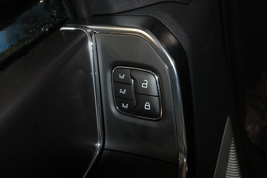 new 2025 Ford F-150 car, priced at $75,523