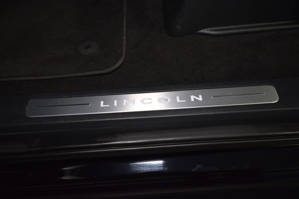 used 2024 Lincoln Navigator L car, priced at $99,991